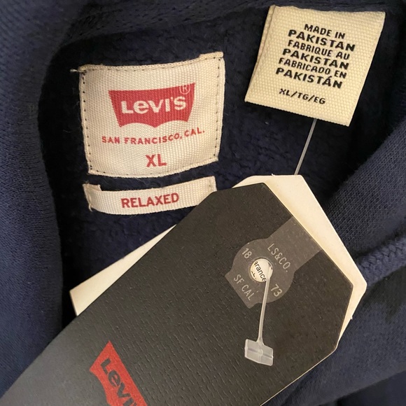 SOLD - Levi’s Blue and black tie dye sweatshirt hoodie (NEW WITH TAGS) Size: XL - Picture 5 of 9